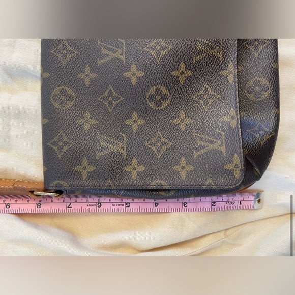 Vintage Y2K Louis Vuitton Authentic Musette Tango - Picture 6 of 7